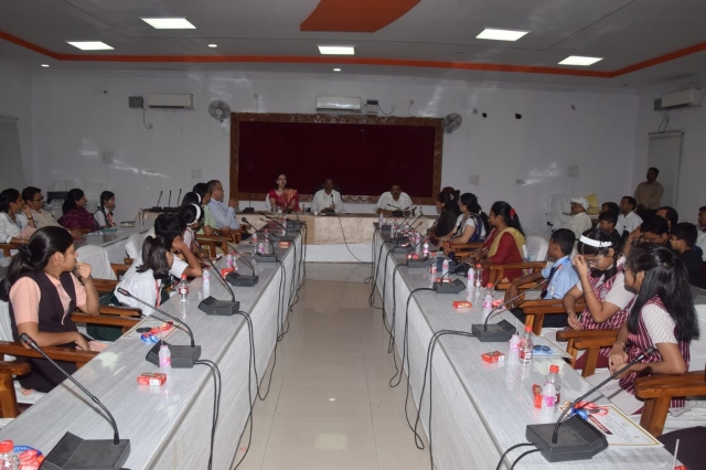 PSY Meritorious honor Sarguja Collectorate